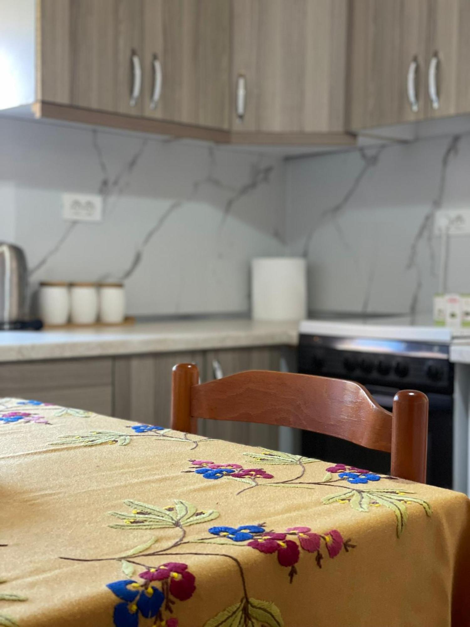 Guesthouse Kroi City Center Berat Eksteriør billede